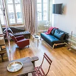 Apartman Traditions