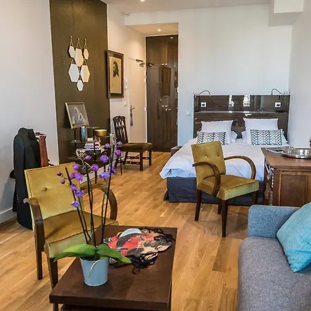 Traditions Apartment